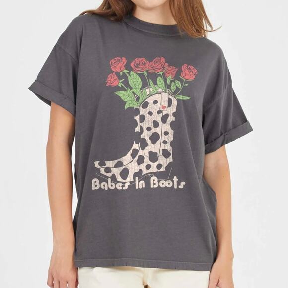 Girl Dangerous Oversized Babes In Boots Cowboy Tee Shirt NWT - Picture 1 of 9